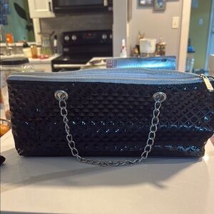 Glossy Black Insulated Wine Bag with Red Bottom Wine Stopper